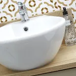 Luxury Hot Tub Lodge- York -lakes -5* Country Park Szálloda